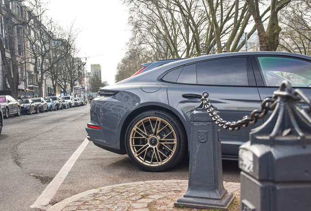 Porsche 972 Panamera Turbo S E-Hybrid