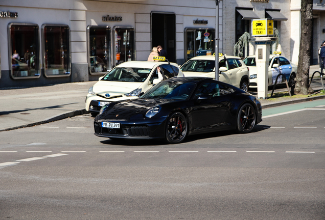 Porsche 992 Carrera 4 GTS MkII