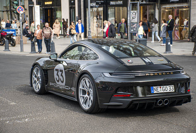 Porsche 992 S/T