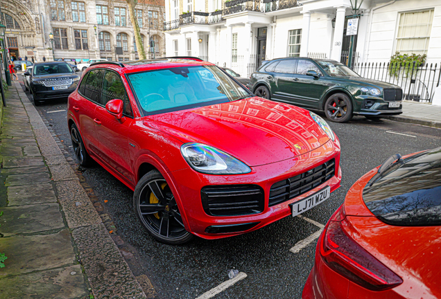 Porsche Cayenne Turbo S E-Hybrid