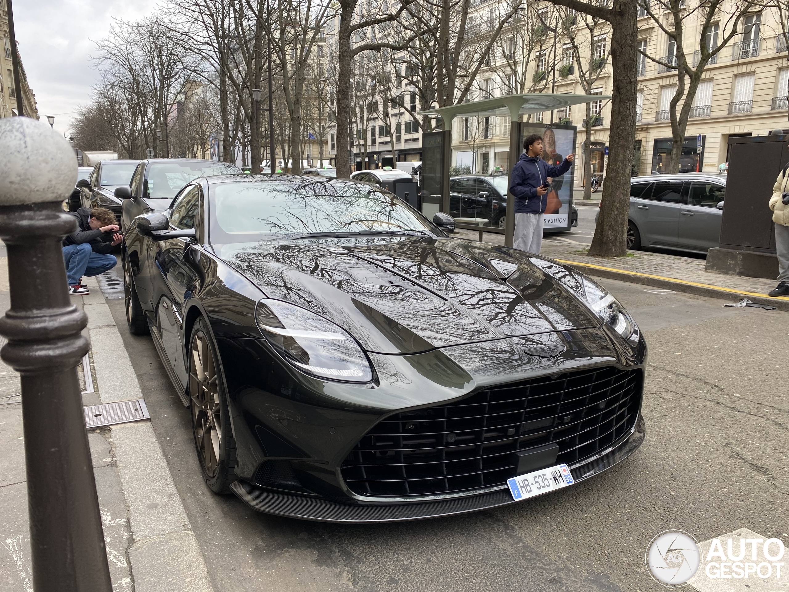 Aston Martin Vanquish 2025