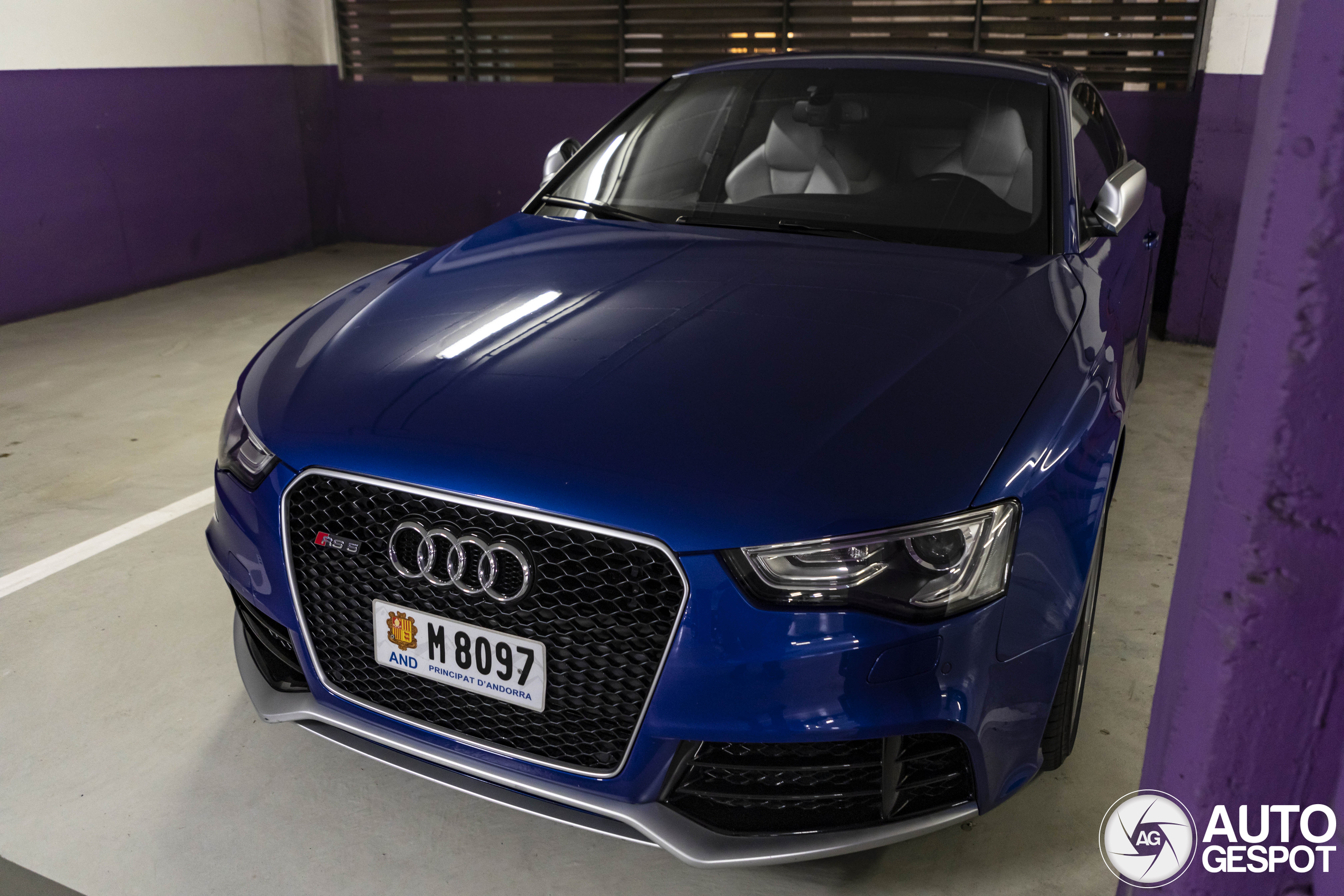 Audi RS5 B8 2012