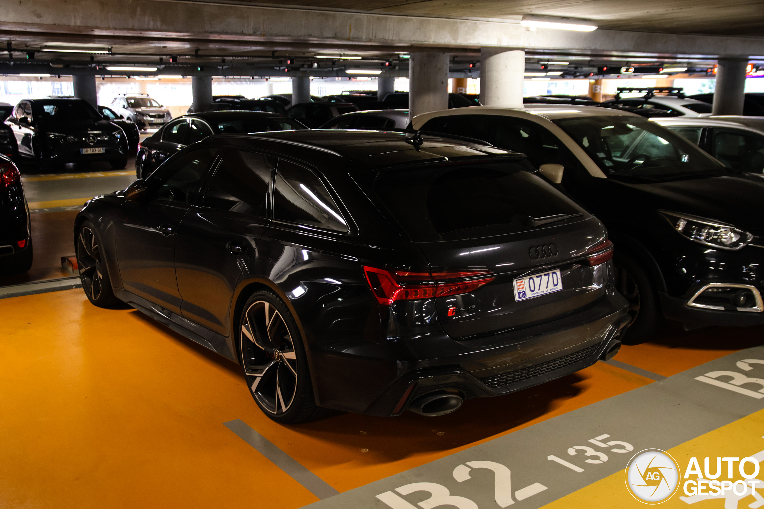 Audi RS6 Avant C8