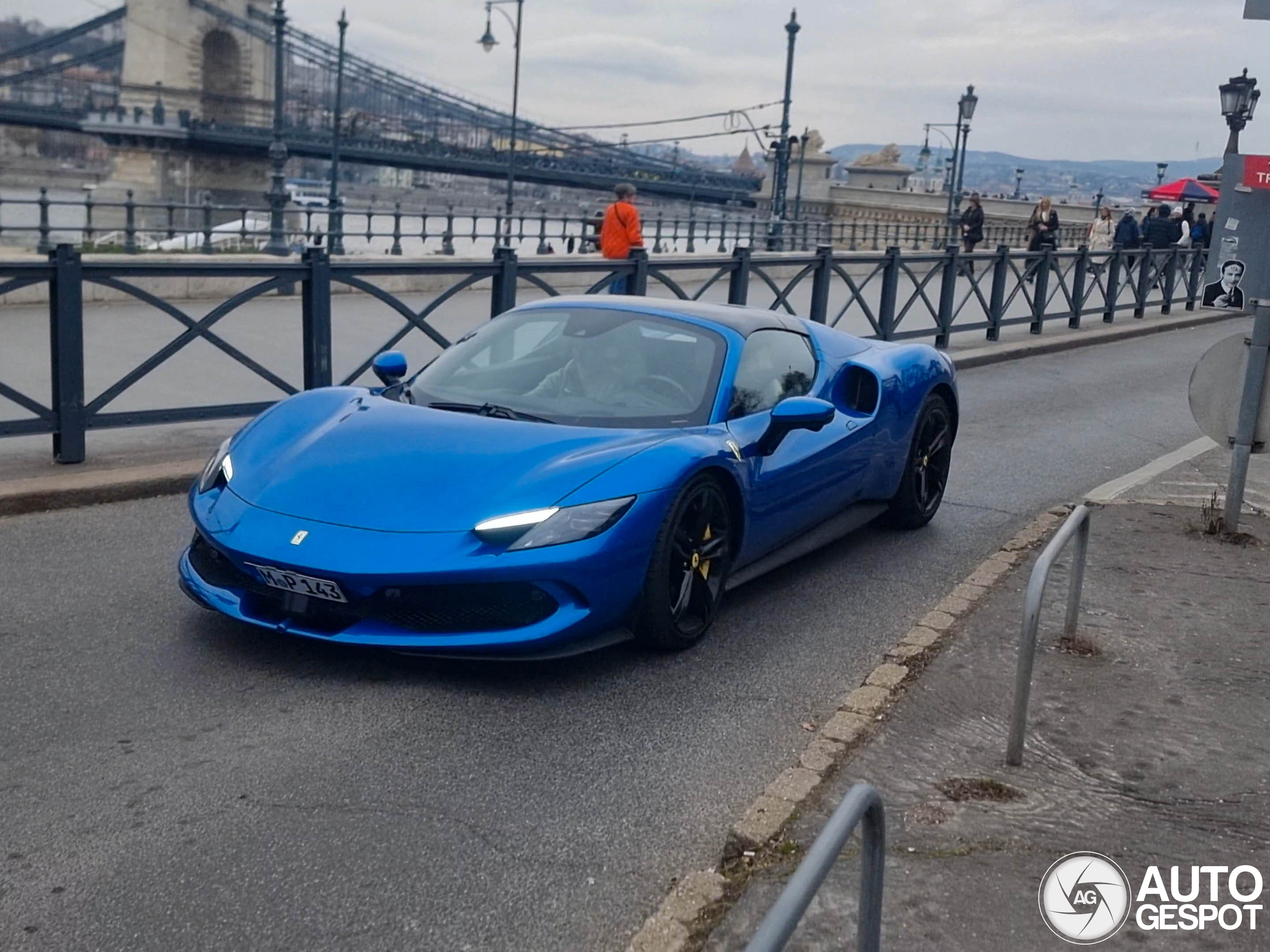 Ferrari 296 GTS