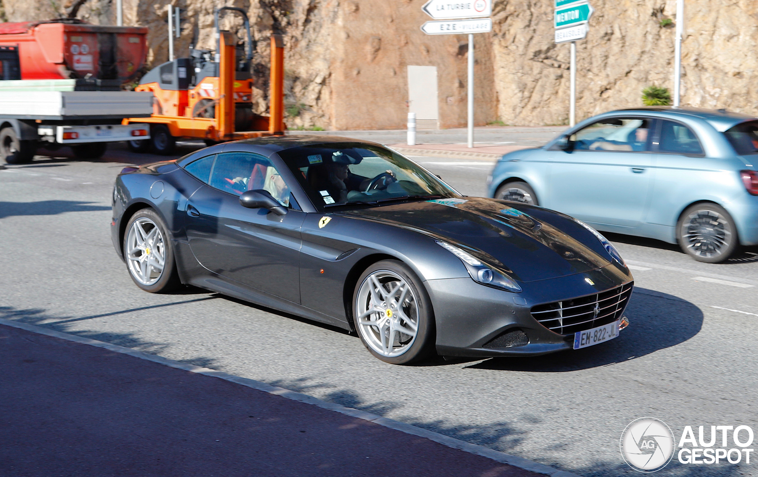 Ferrari California T