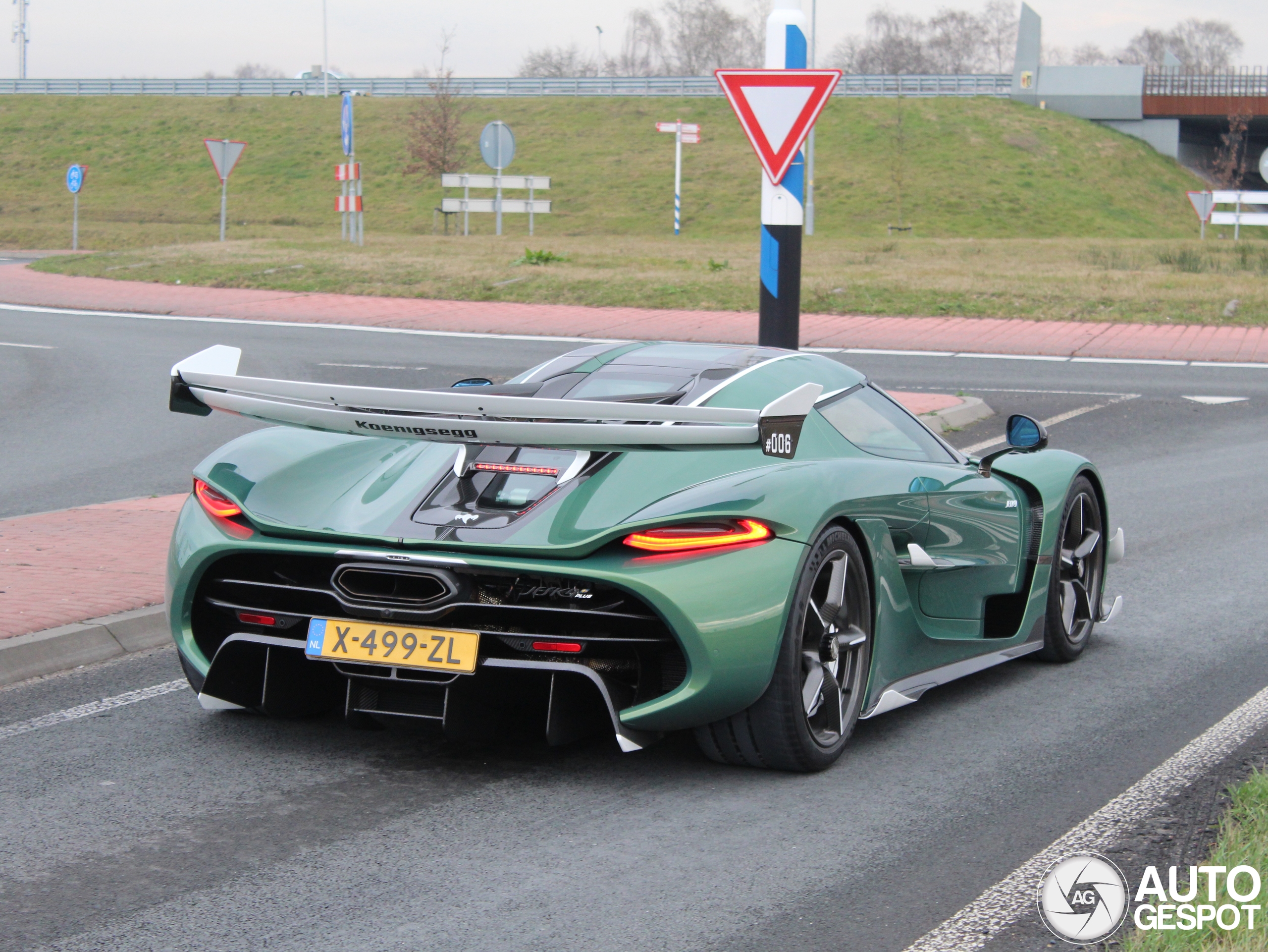 Koenigsegg Jesko Attack