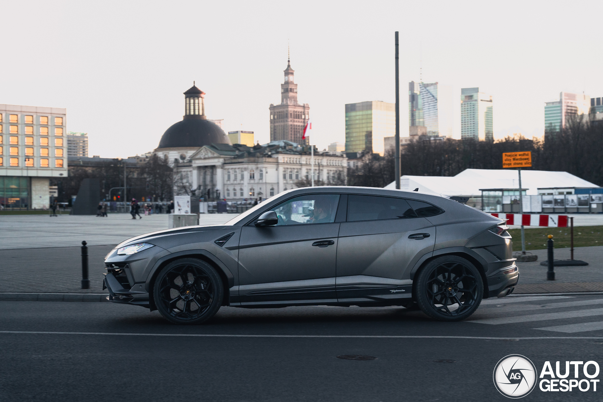Lamborghini Urus Performante