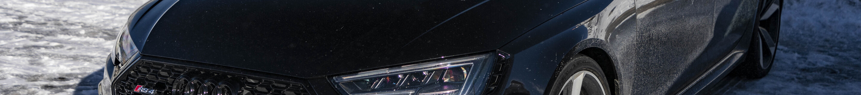 Audi RS4 Avant B9