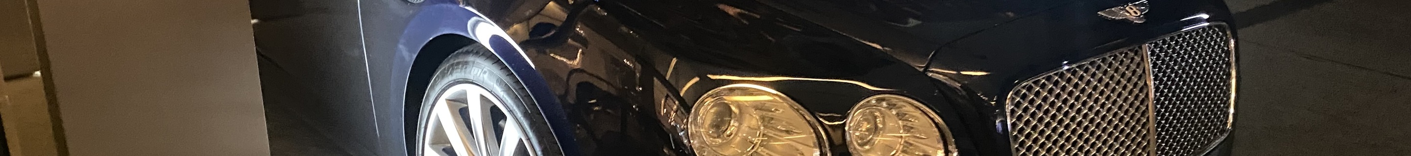 Bentley Flying Spur V8