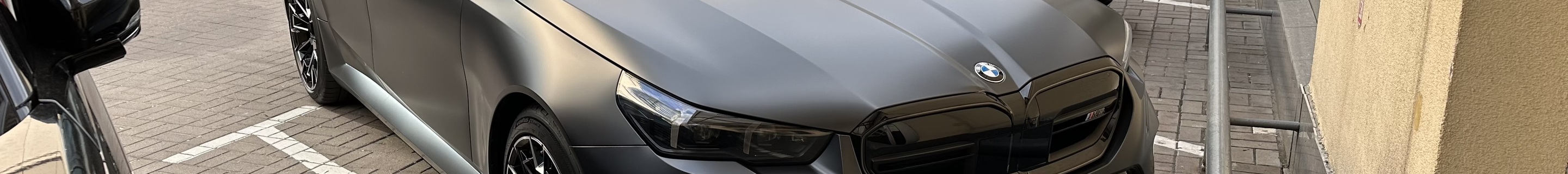 BMW M5 G90