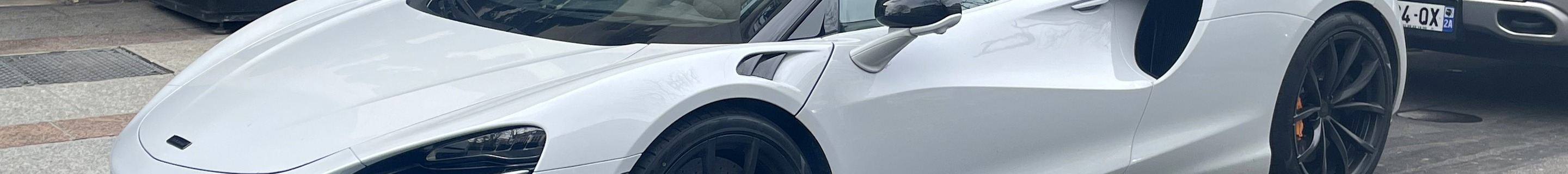 McLaren Artura Spider