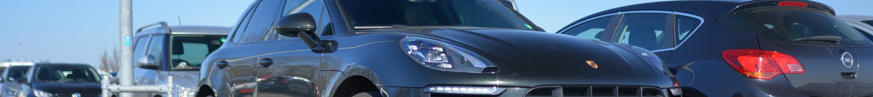 Porsche 95B Macan GTS