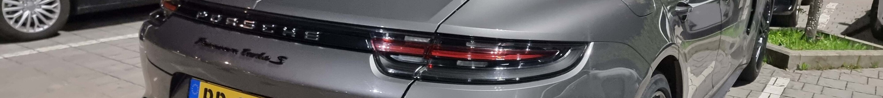 Porsche 971 Panamera Turbo S E-Hybrid
