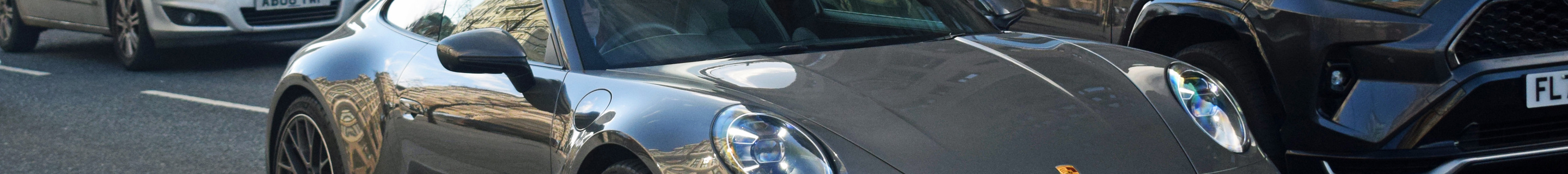 Porsche 992 Carrera 4S