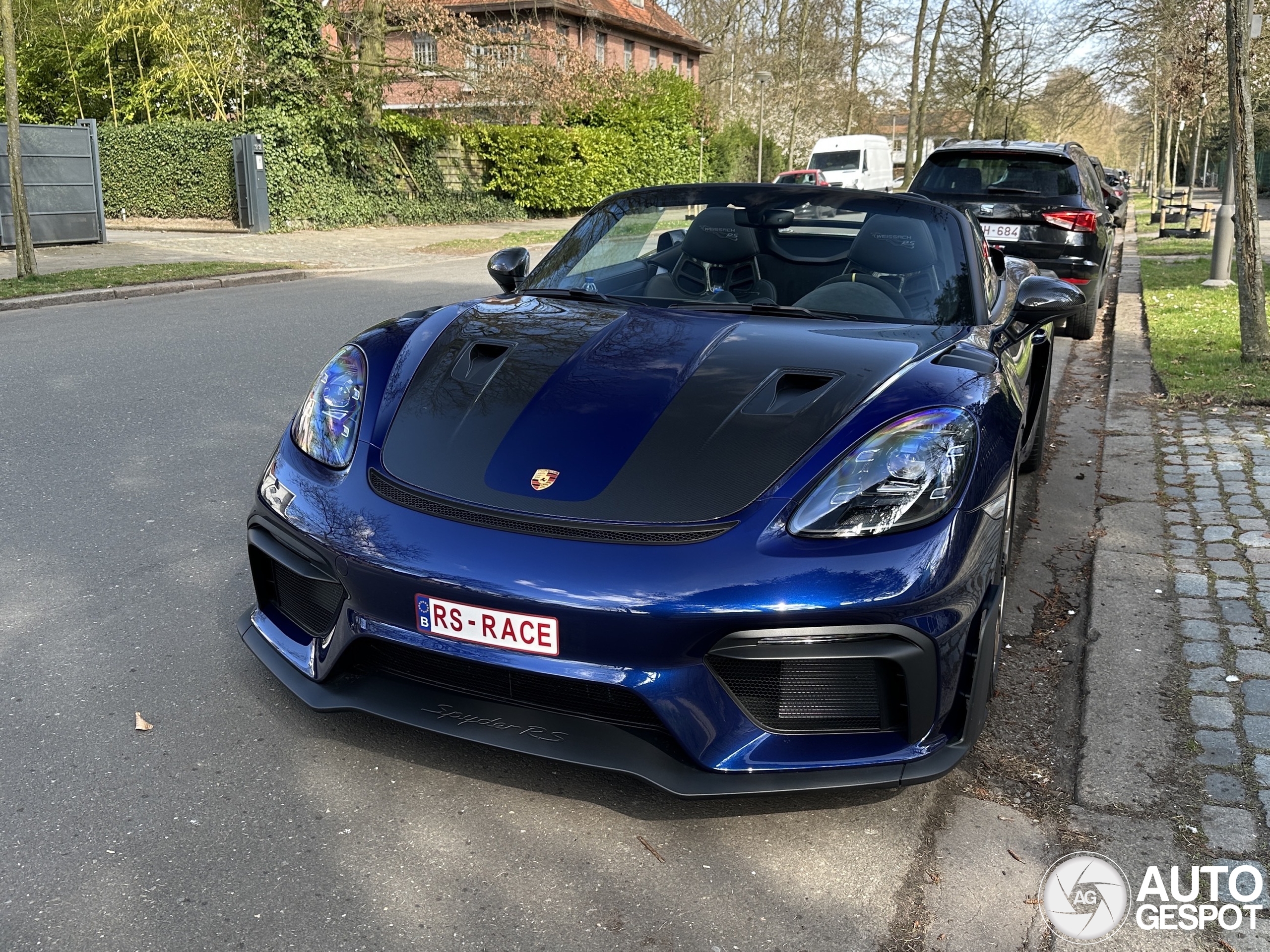 Porsche 718 Spyder RS Weissach Package
