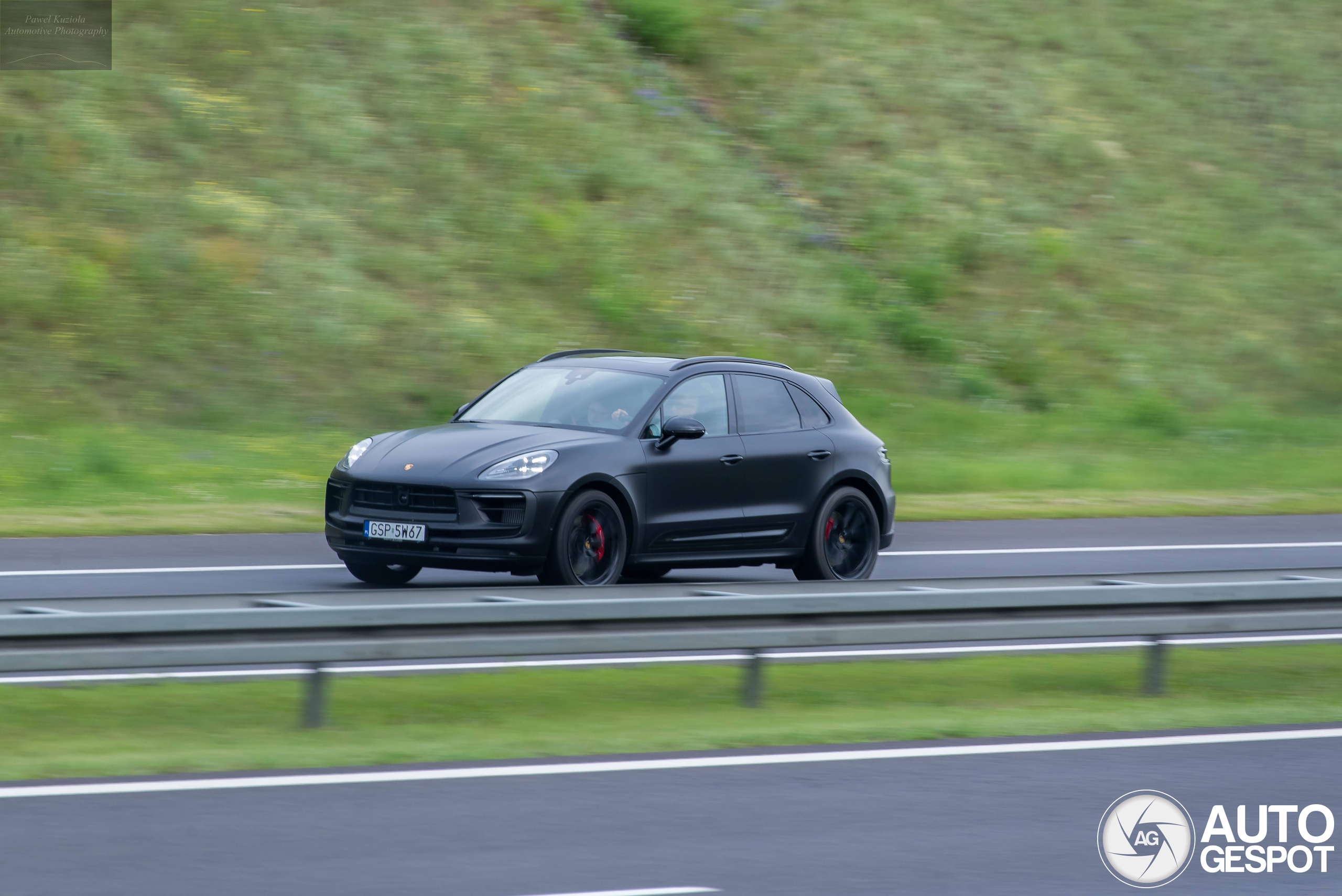 Porsche 95B Macan GTS MkIII