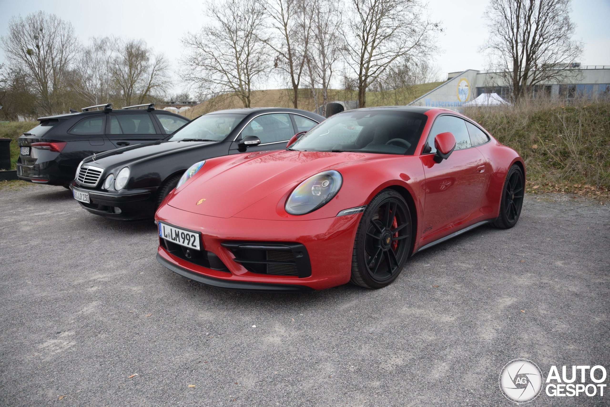 Porsche 992 Carrera 4 GTS