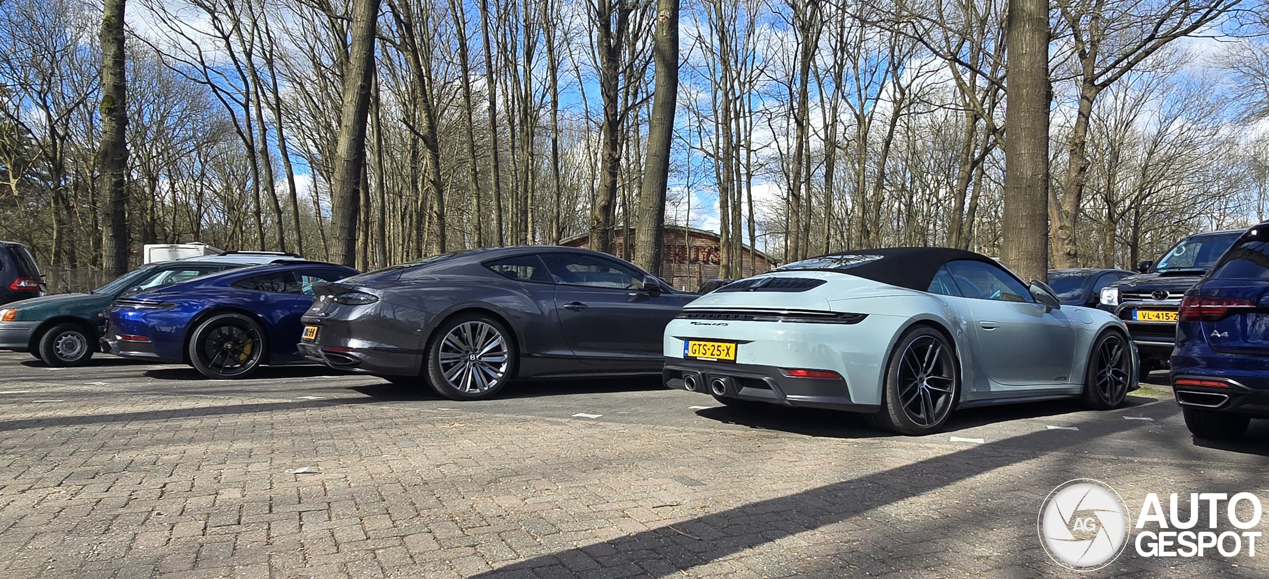 Porsche 992 Carrera 4 GTS Cabriolet MkII