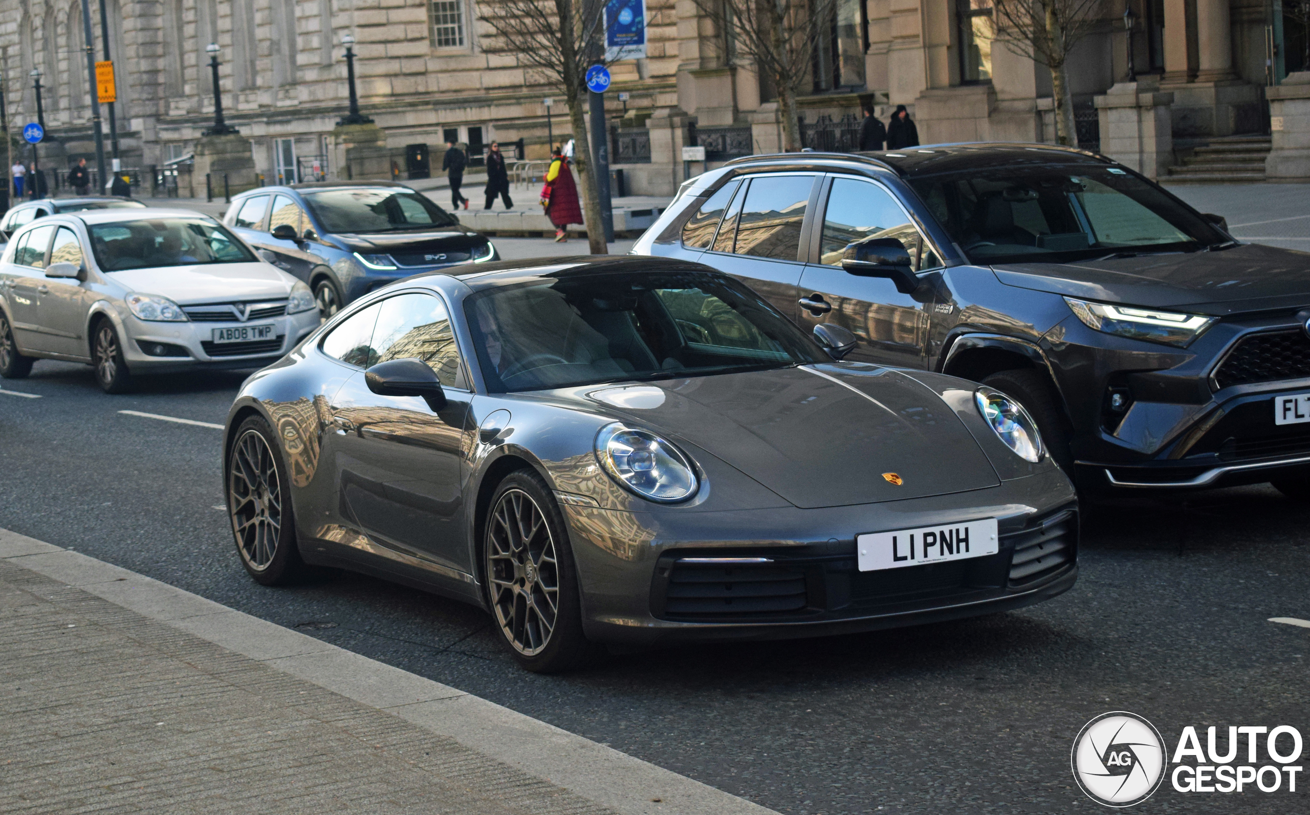 Porsche 992 Carrera 4S