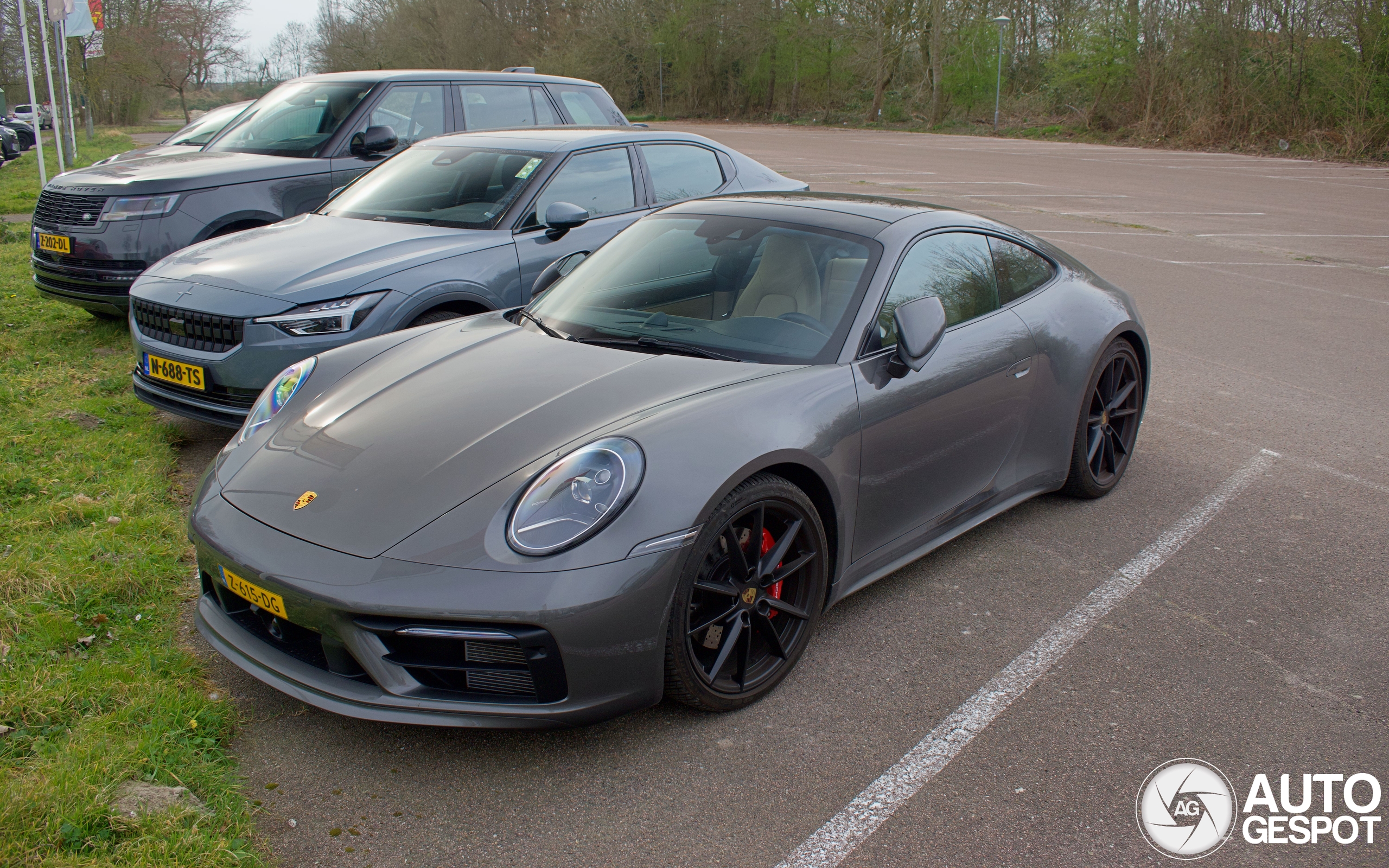 Porsche 992 Carrera 4S