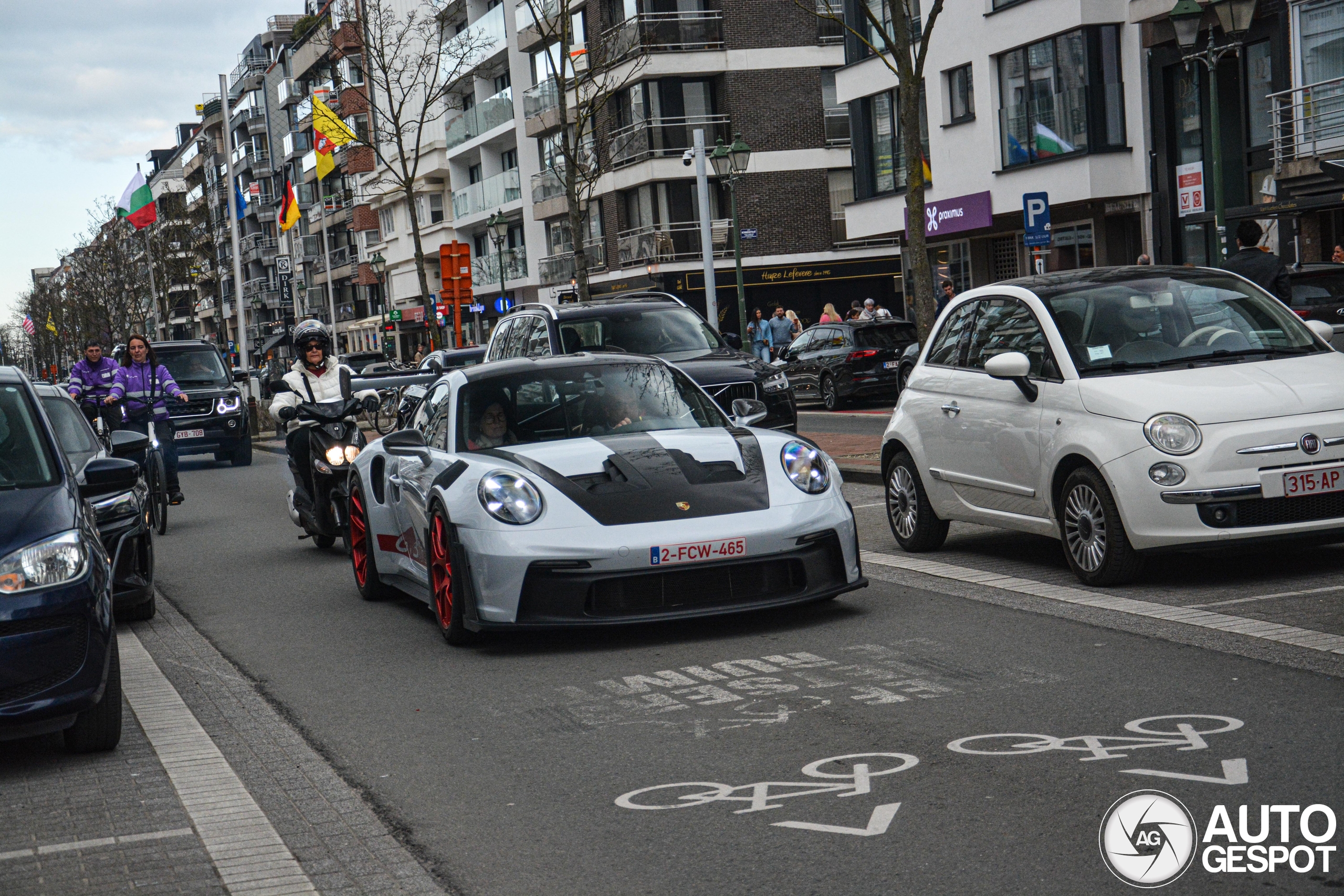 Porsche 992 GT3 RS Weissach Package