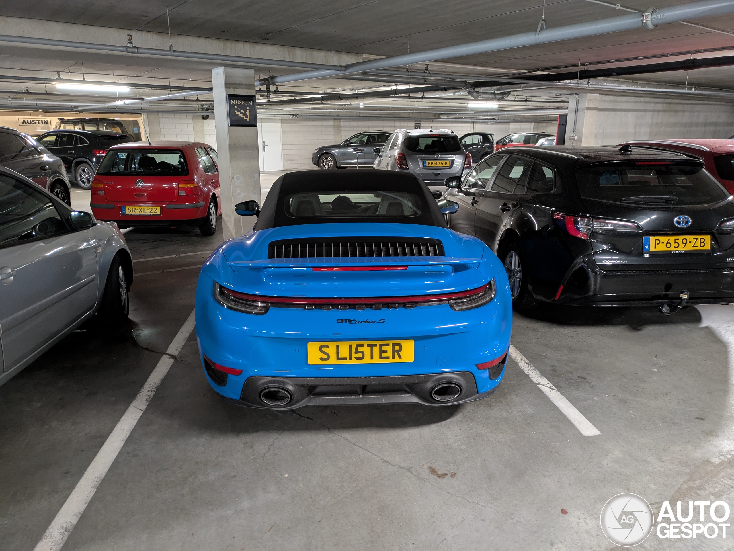 Porsche 992 Turbo S Cabriolet