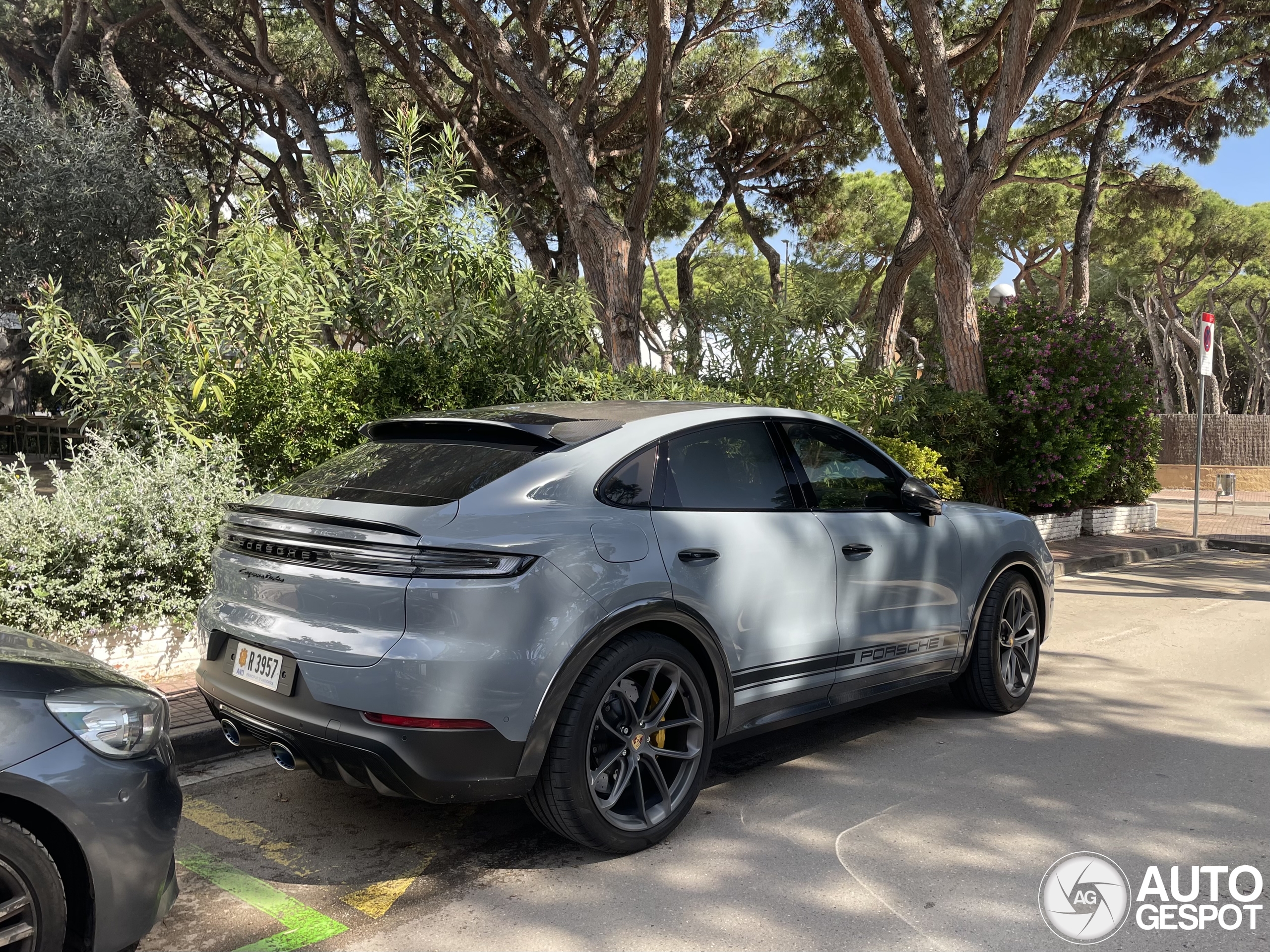 Porsche Cayenne Coupé Turbo E-Hybrid