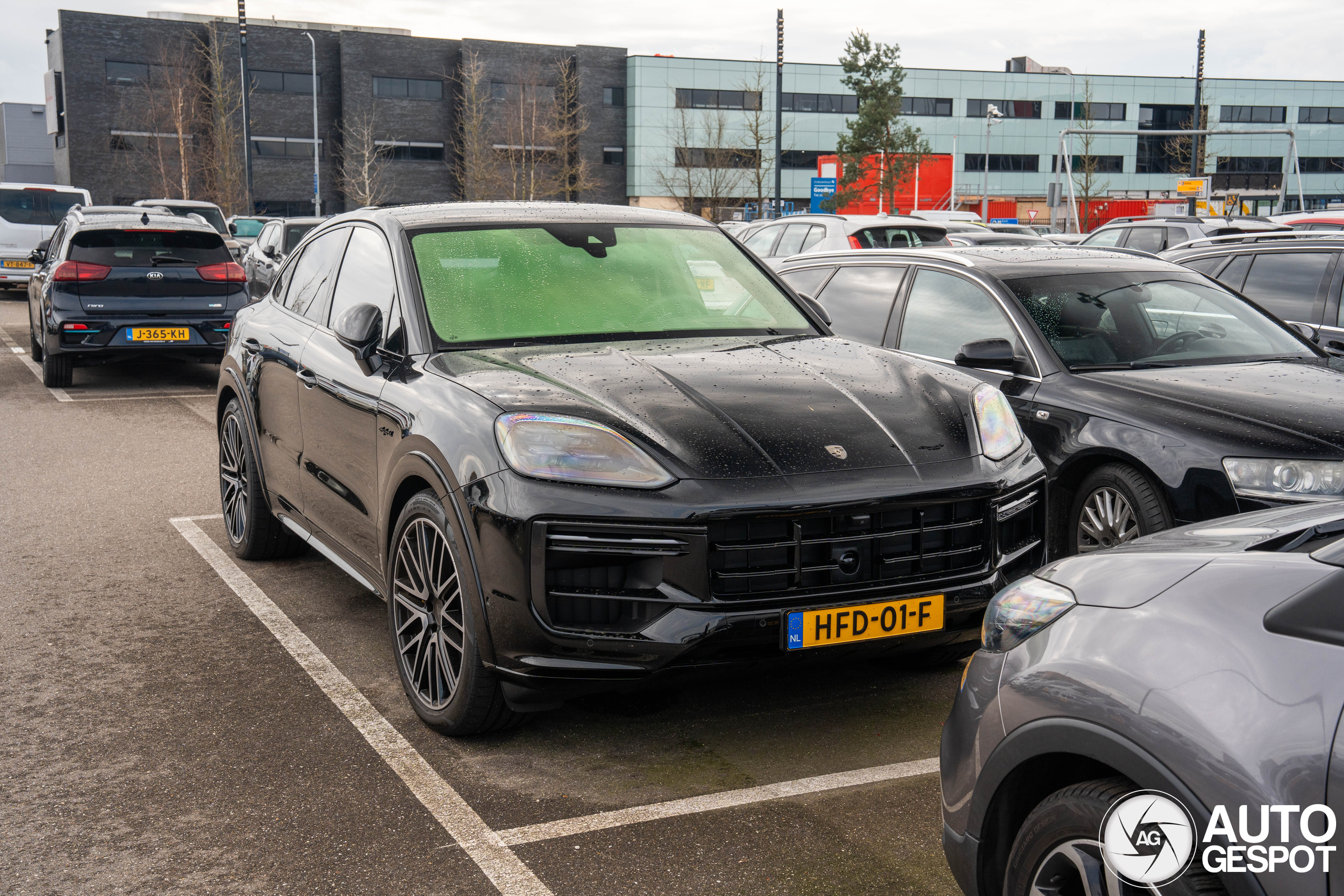 Porsche Cayenne Coupé Turbo E-Hybrid