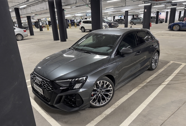 Audi RS3 Sportback 8Y