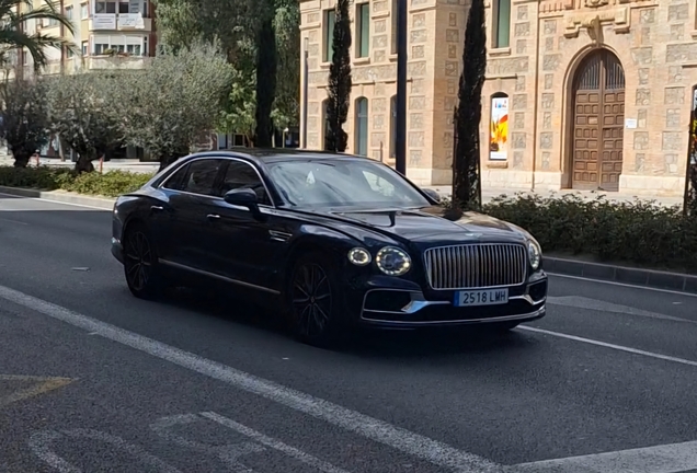 Bentley Flying Spur V8 2021