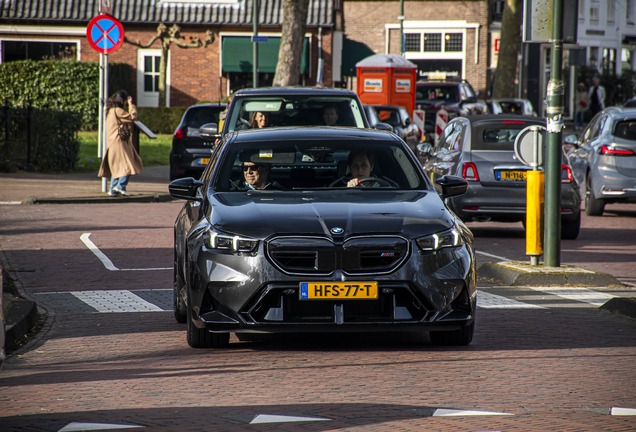 BMW M5 G90