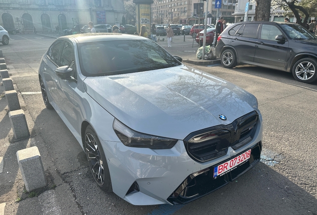BMW M5 G90