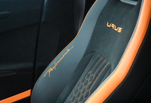 Lamborghini Urus Performante