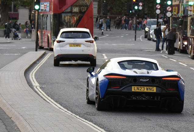 McLaren Artura