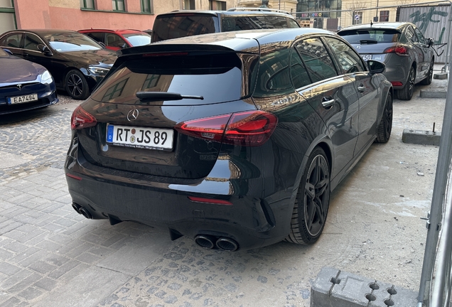 Mercedes-AMG A 45 S W177