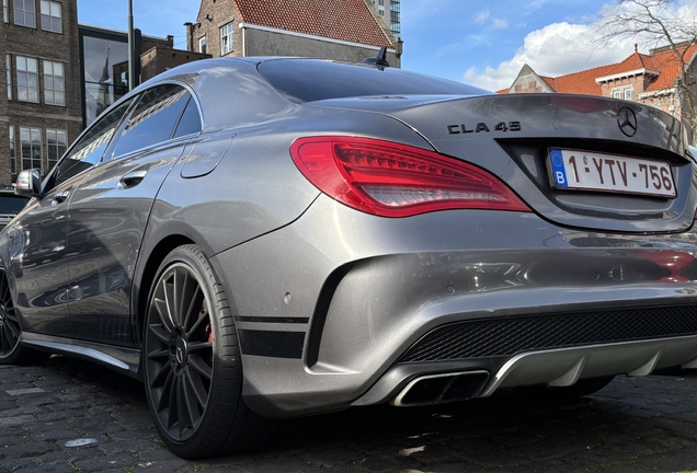 Mercedes-Benz CLA 45 AMG C117