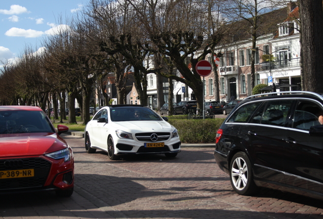 Mercedes-Benz CLA 45 AMG C117