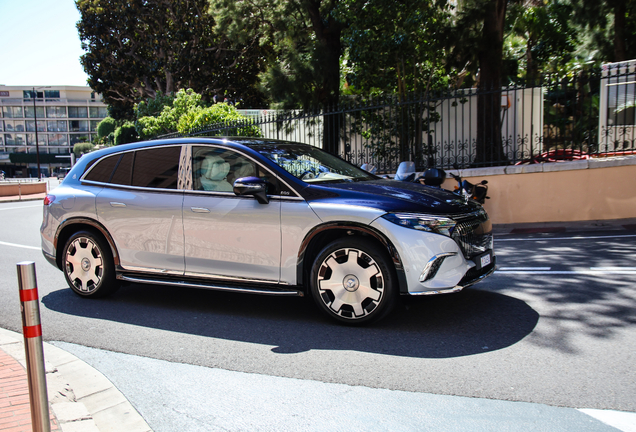 Mercedes-Maybach EQS 680 SUV
