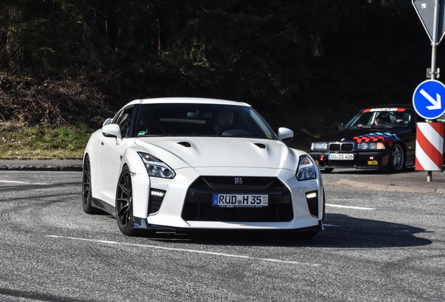 Nissan GT-R 2017