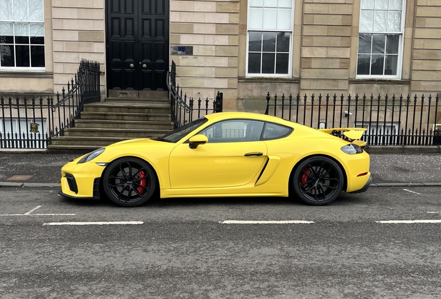Porsche 718 Cayman GT4