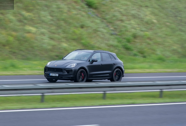 Porsche 95B Macan GTS MkIII