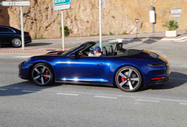 Porsche 992 Carrera 4S Cabriolet