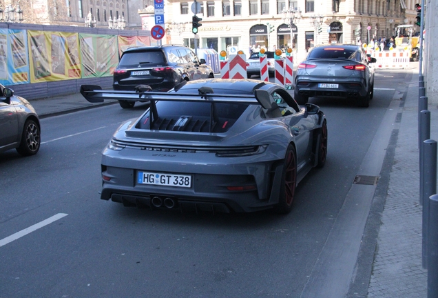 Porsche 992 GT3 RS Weissach Package