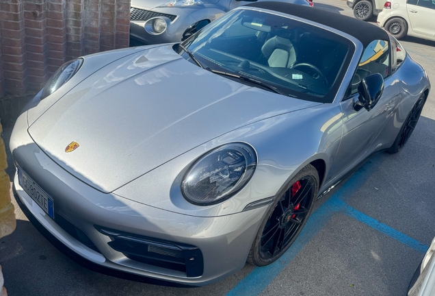Porsche 992 Targa 4 GTS