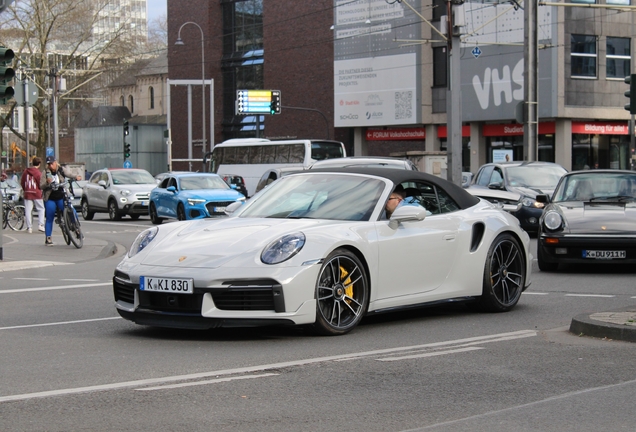 Porsche 992 Turbo Cabriolet