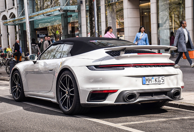 Porsche 992 Turbo S Cabriolet