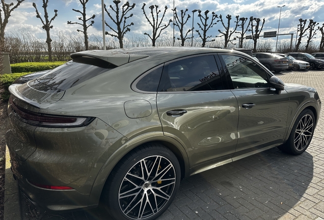 Porsche Cayenne Coupé Turbo E-Hybrid