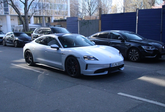 Porsche Taycan Turbo