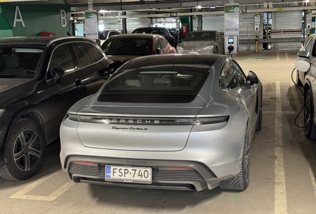 Porsche Taycan Turbo S
