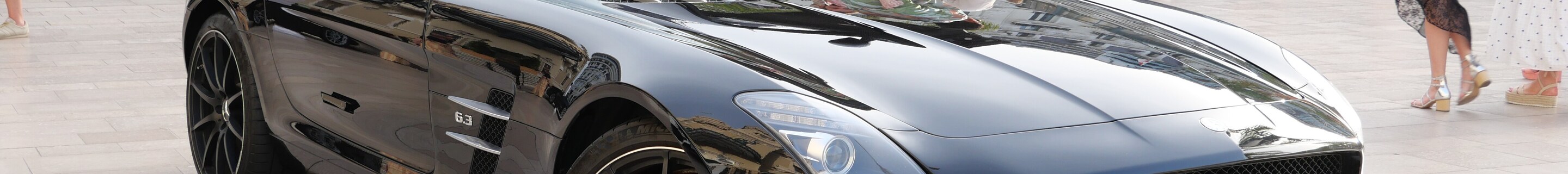 Mercedes-Benz SLS AMG
